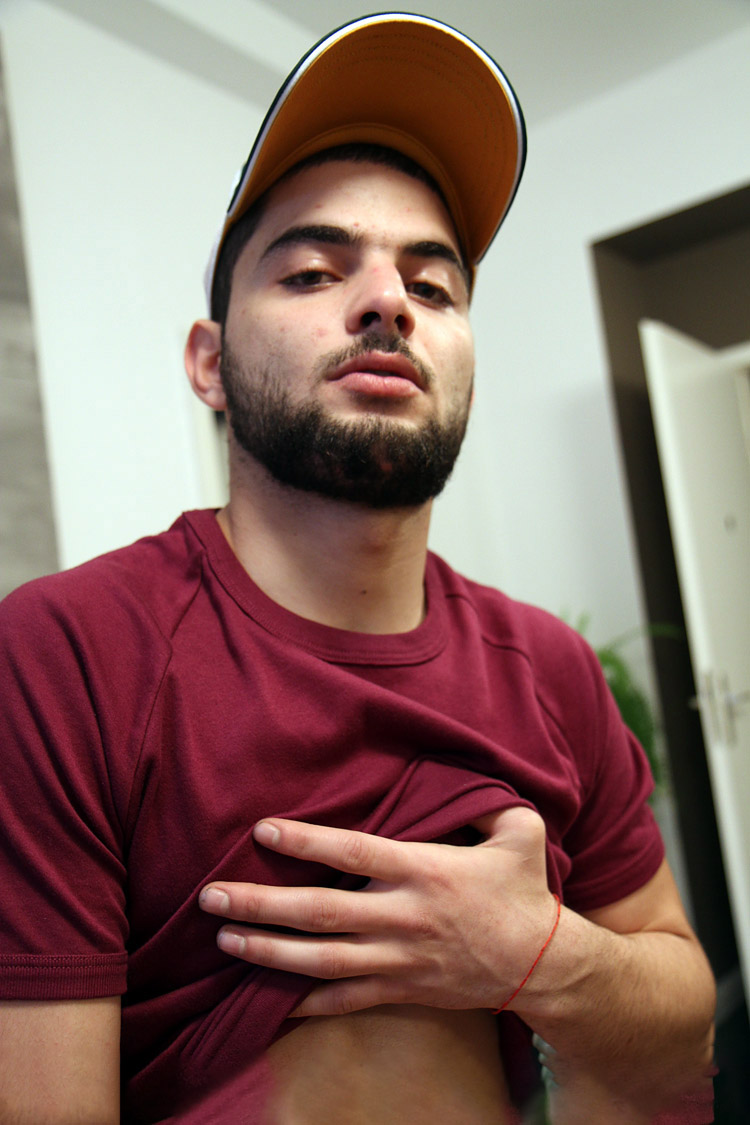 Enormes Bite